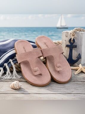 Free People Hadden Pale Blush Suede Thong Sandals Women’s 9 NWOB